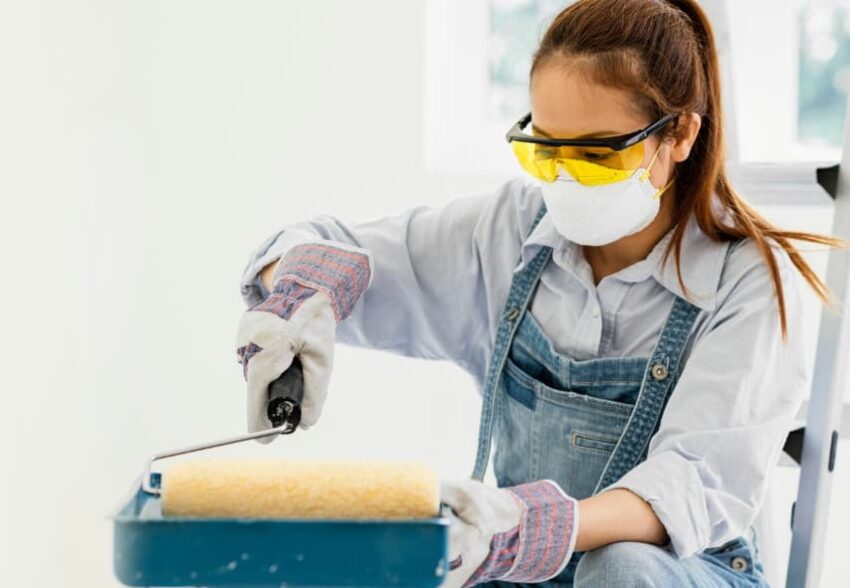 Homeowners Should Repaint Before the Holidays